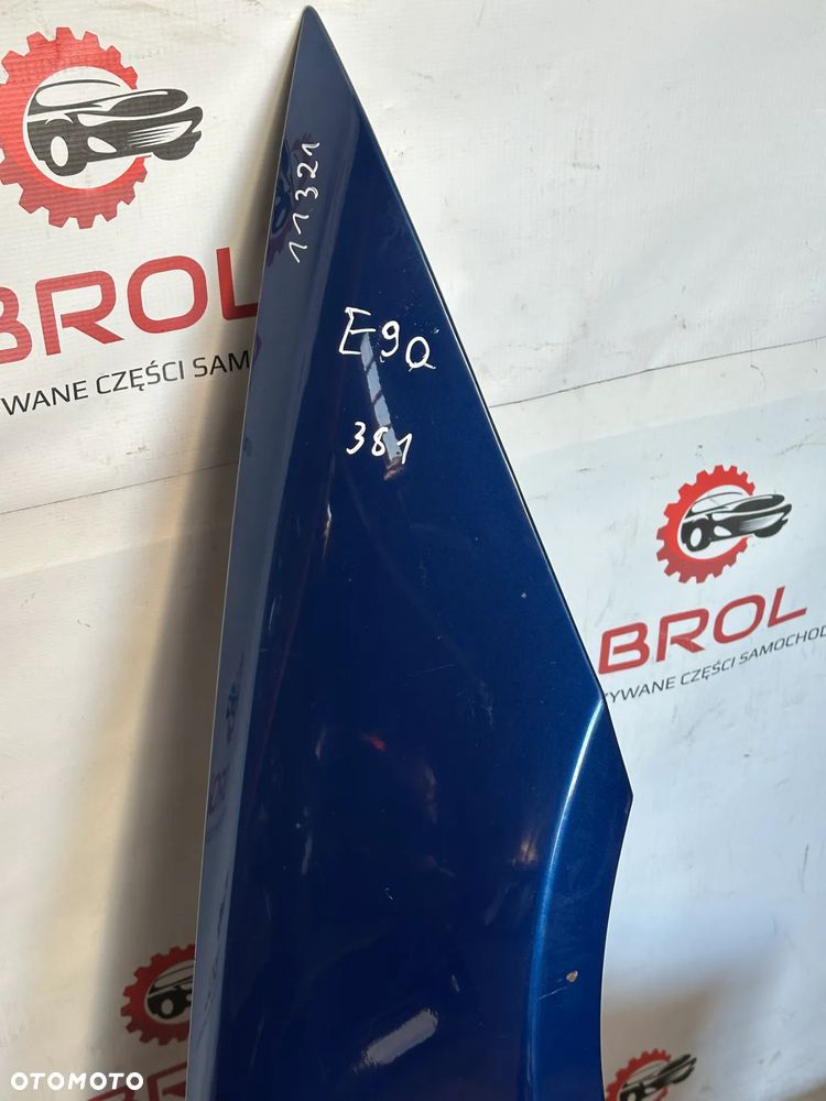 BŁOTNIK PRZEDNI PRAWY BMW E90  381 - 2