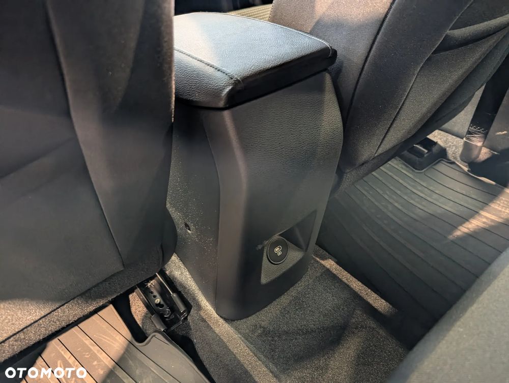 Kia XCeed 1.6 T-GDI M DCT - 25