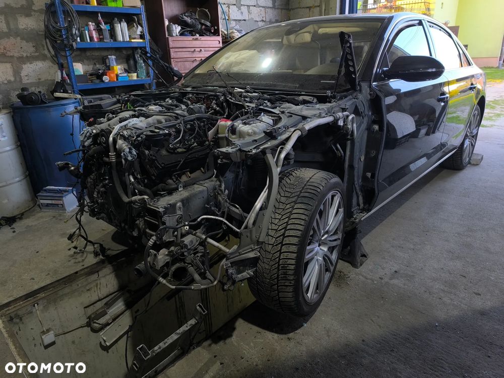 Audi A8 4.2 TDI clean diesel L Quattro - 3