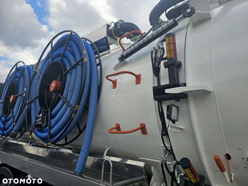 Volvo WUKO ROLBA ADR DO CZYSZCZENIA KANAŁÓW KOMBI - 16