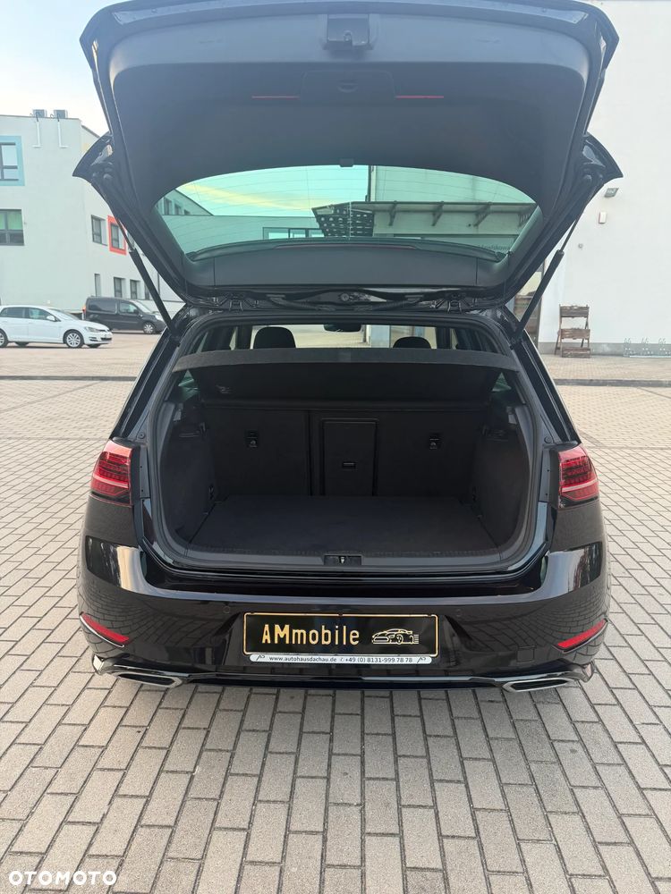 Volkswagen Golf - 19