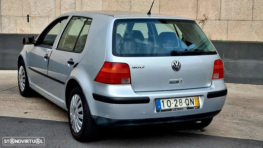 VW Golf 1.4i Confort - 8