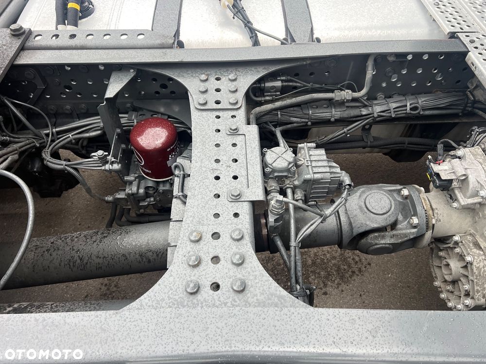 Mercedes-Benz ACTROS L MP5 POLIFTOWY bez retardera prokontraktowy - 19