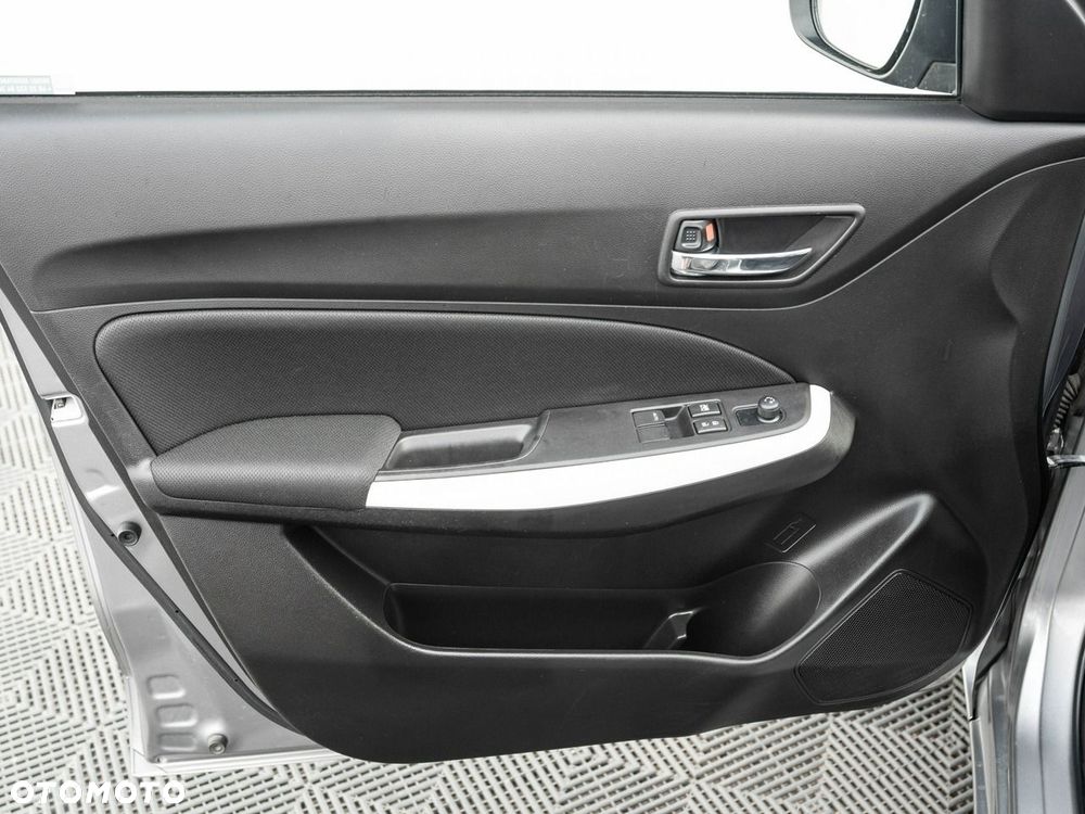 Suzuki Swift - 10