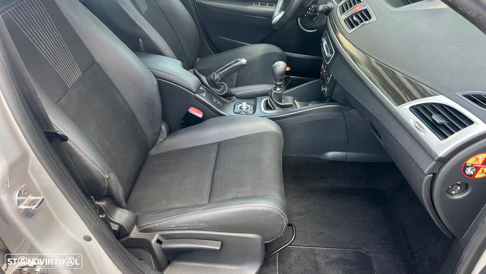 Renault Mégane Sport Tourer 1.5 dCi Dynamique S CO2 Champion - 21