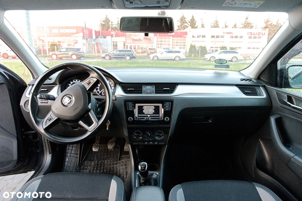 Skoda RAPID 1.6 TDI DPF Ambition - 14