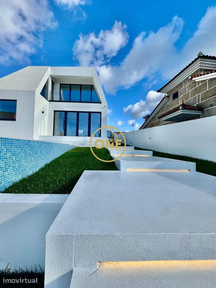 Moradia NOVA T3+1 | 330 m² | Piscina | PRAIA | Francelos - Grande imagem: 4/38