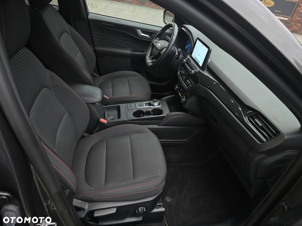 Ford Kuga 2.0 EcoBlue 4x4 ST-LINE - 13
