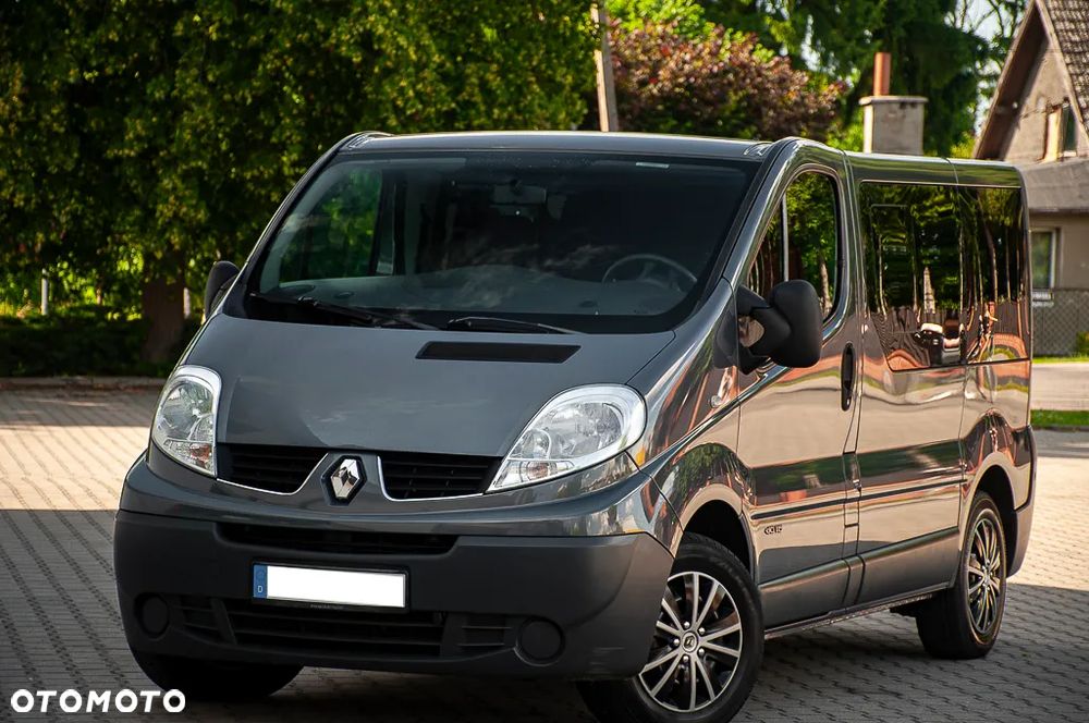 Renault Trafic - 1