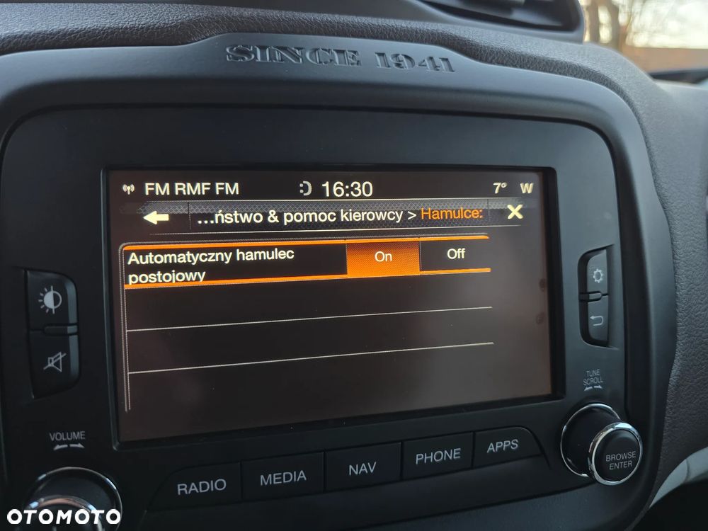 Jeep Renegade 1.4 MultiAir DSG Limited - 29