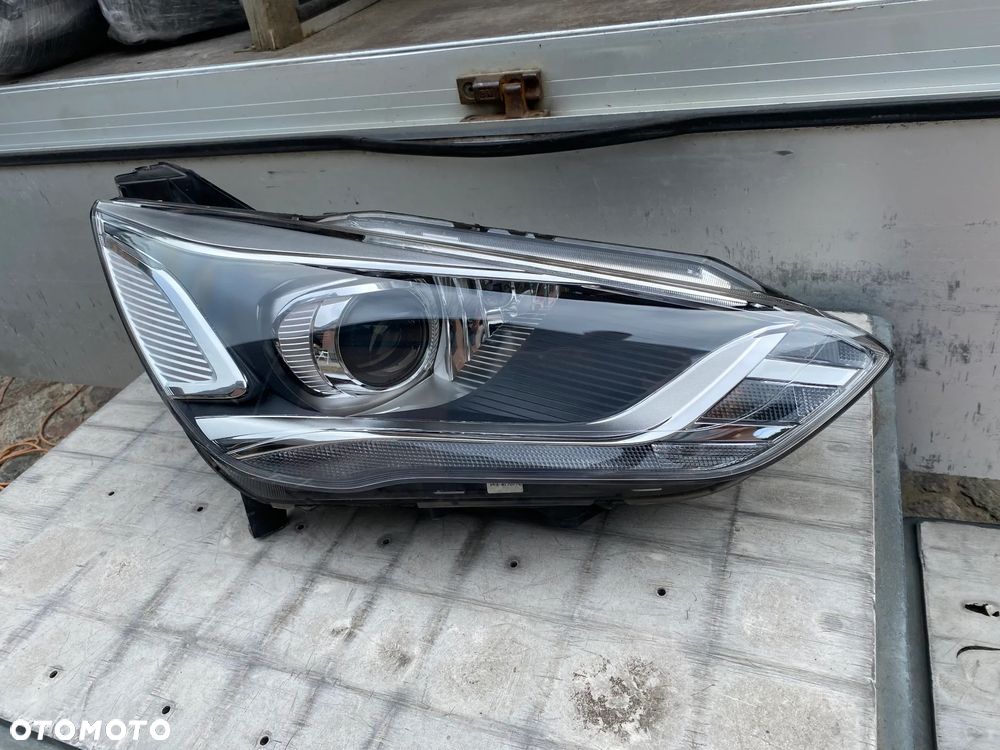 lampa ford c max II bi xenon led  prawa eu cała - 2