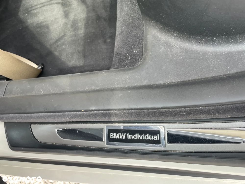 BMW Seria 7 750Li - 17