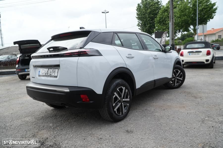 Peugeot 2008 2023 photo 3