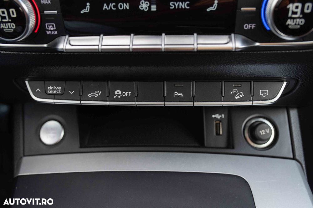 Audi Q5 50 TFSI e quattro S tronic PHEV S Line - 25
