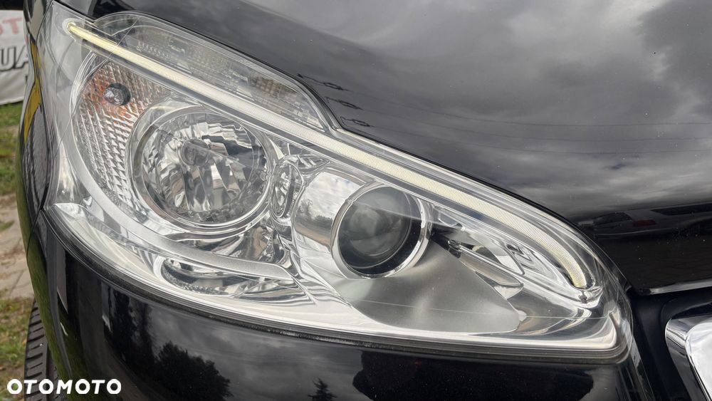 Peugeot 208 1.2 PureTech Allure - 21