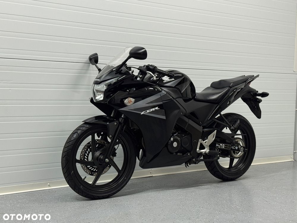 Honda CBR - 14