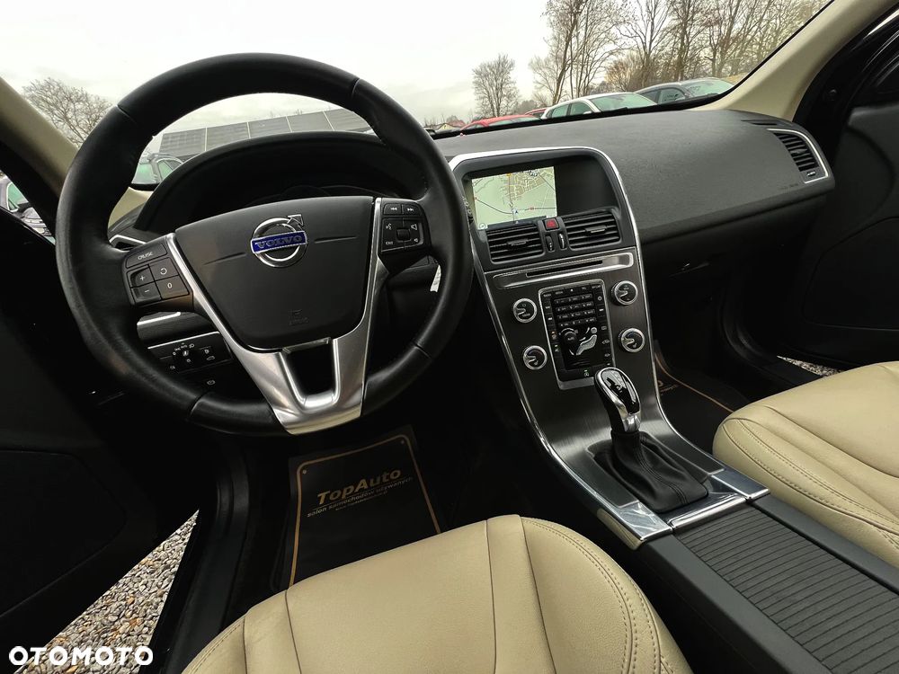 Volvo XC 60 D4 Geartronic Summum - 26