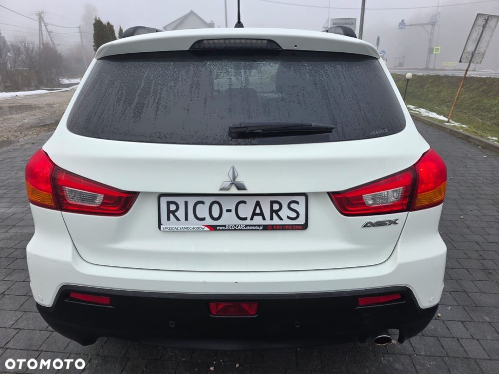 Mitsubishi ASX - 4