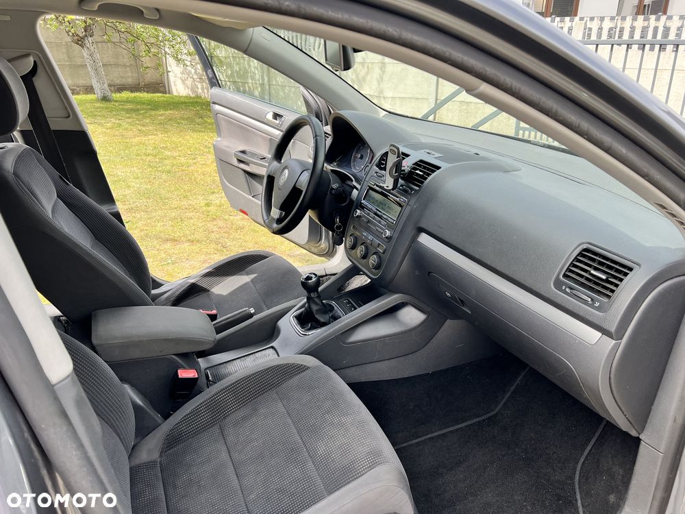 Volkswagen Golf - 9