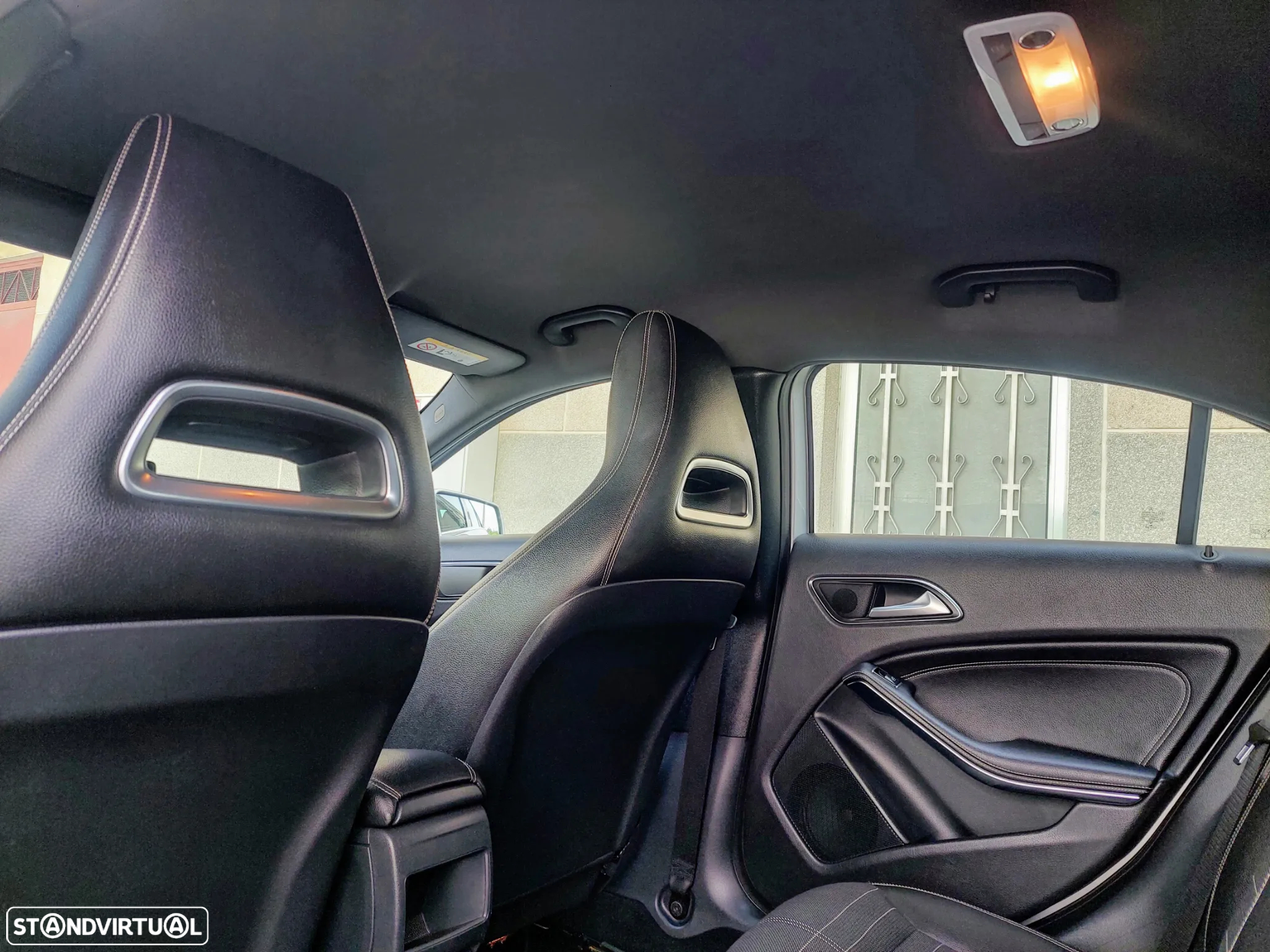 Mercedes-Benz A 180 d Urban Aut. - 52