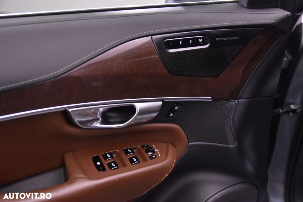 Volvo XC 90 D5 AWD Inscription - 14