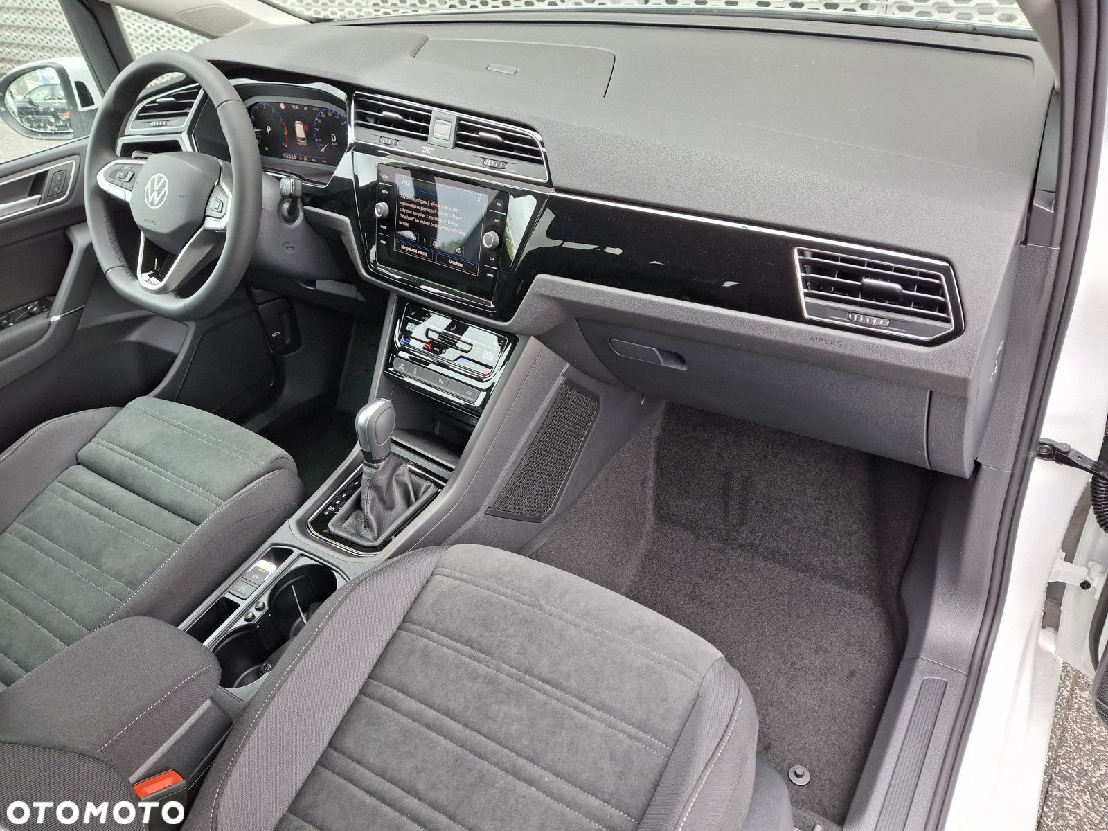 Volkswagen Touran 1.5 TSI EVO Highline DSG - 12
