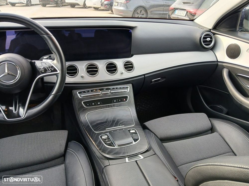 Mercedes-Benz E 300 de Avantgarde - 15