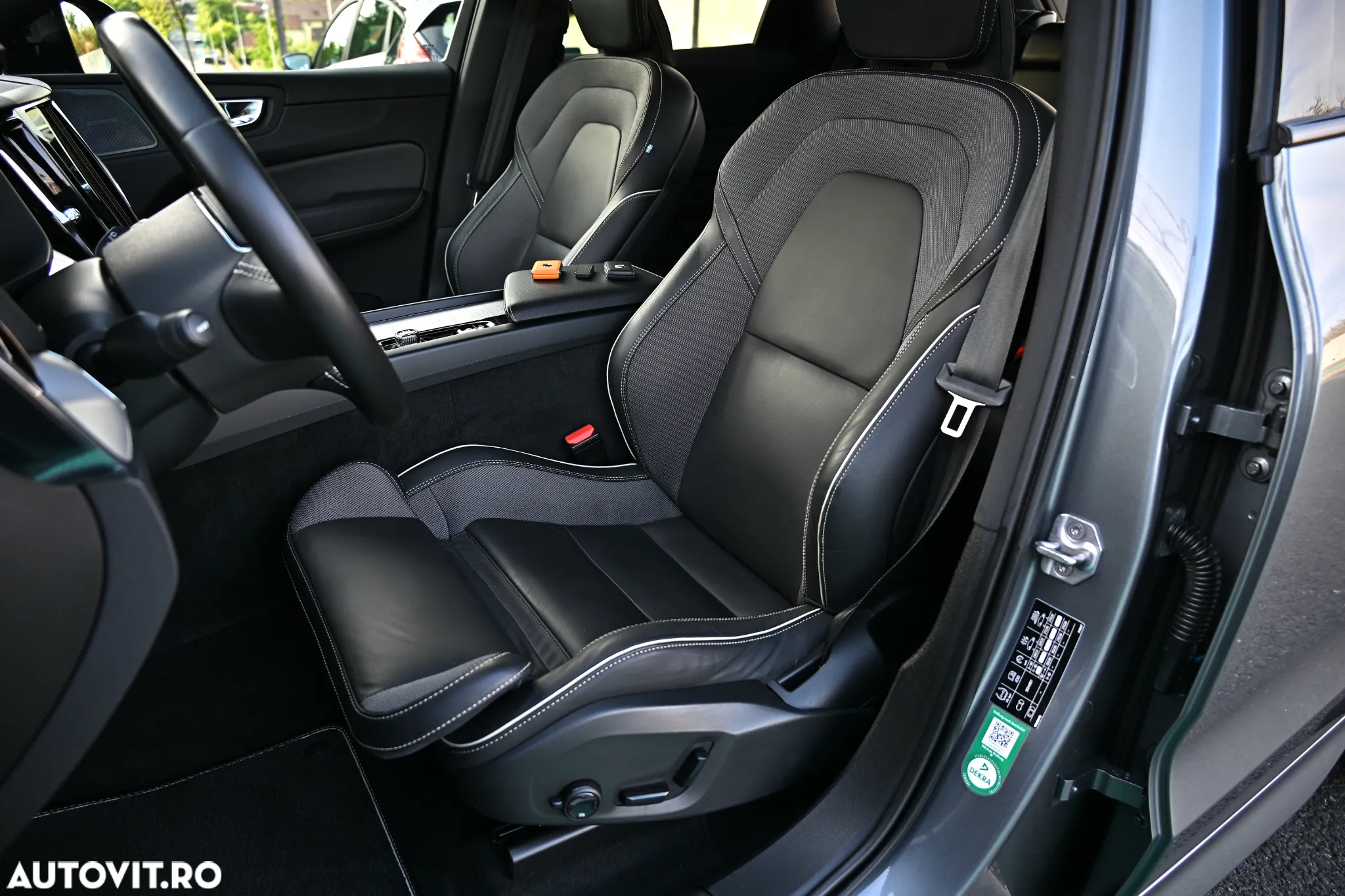 Volvo XC 60 B4 D AWD Geartronic RDesign - 34