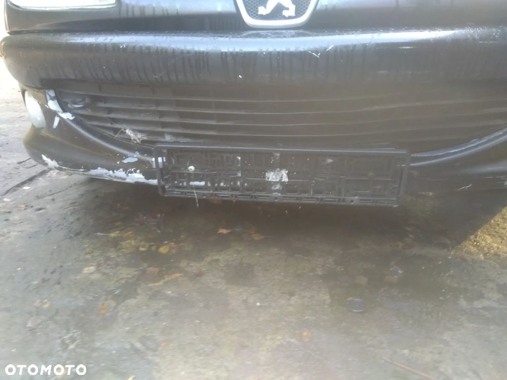 Peugeot 206 cc zderzak przedni - 1