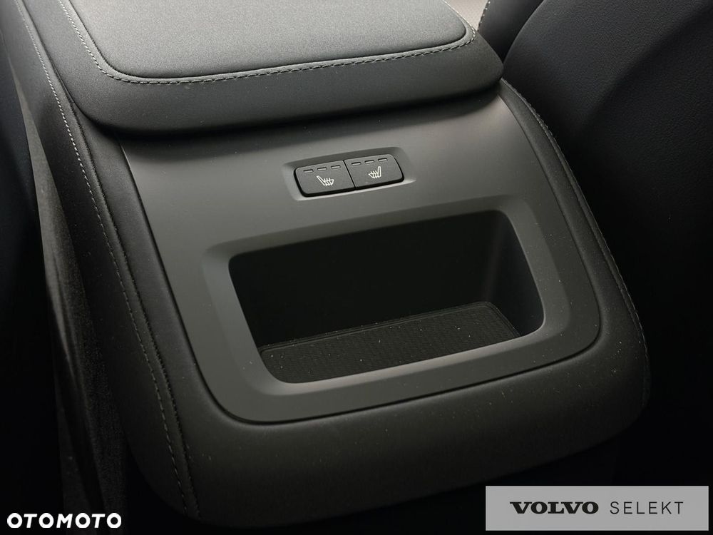 Volvo XC 90 - 39