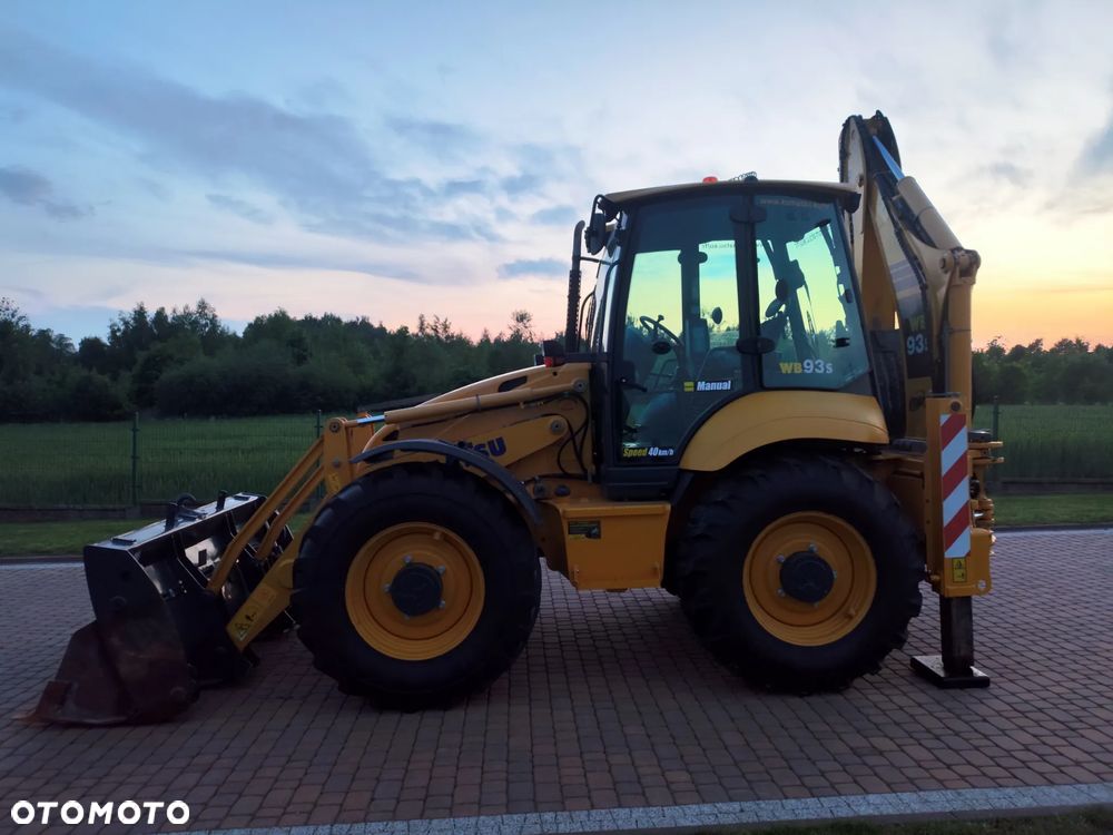 Komatsu WB93 S5 / RÓWNE KOŁA / SPROWADZONA / KOPARKO-ŁADOWARKA / - 2