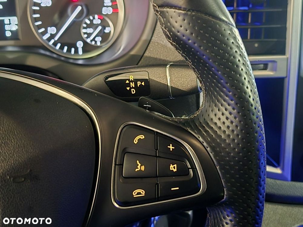 Mercedes-Benz Vito - 30