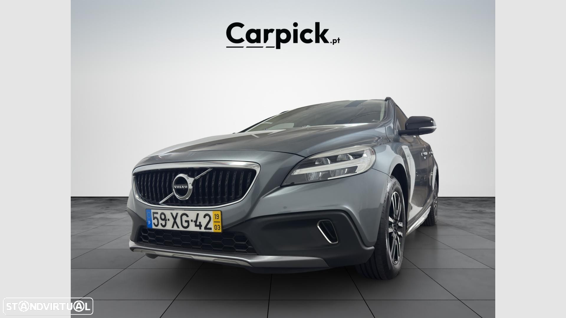 Volvo V40 Cross Country 2.0 D3 Plus - 1