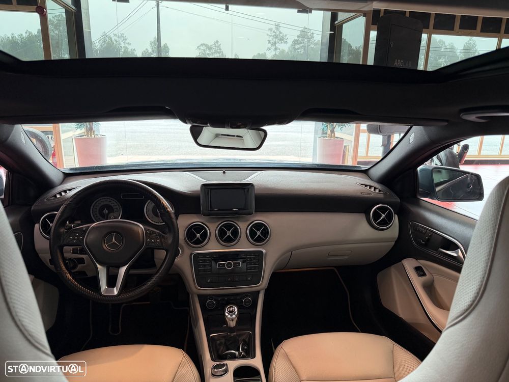 Mercedes-Benz A 180 CDI AMG Line - 24