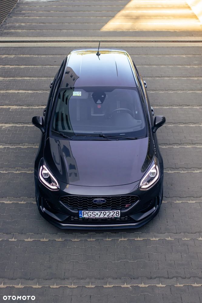 Ford Fiesta - 4
