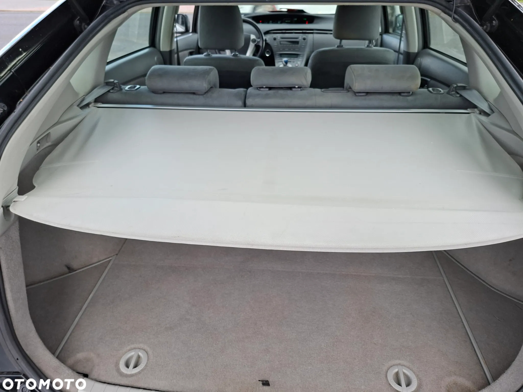 Toyota Prius 1.8 HSD Life - 9