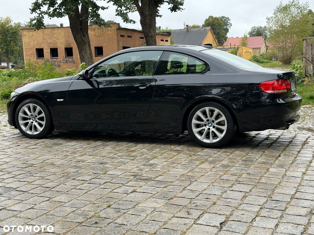 BMW Seria 3 330d - 18