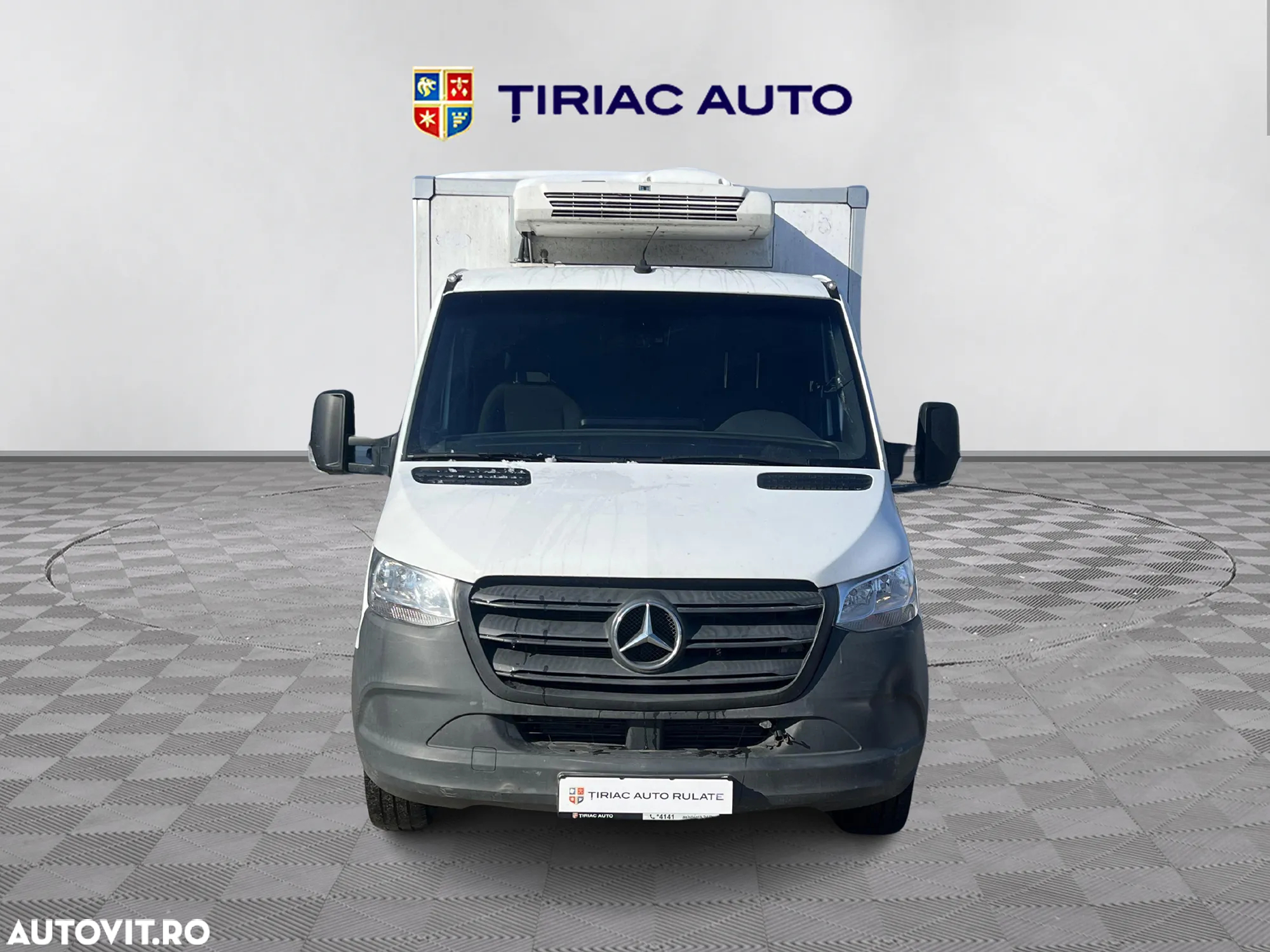 Mercedes-Benz Sprinter - 8
