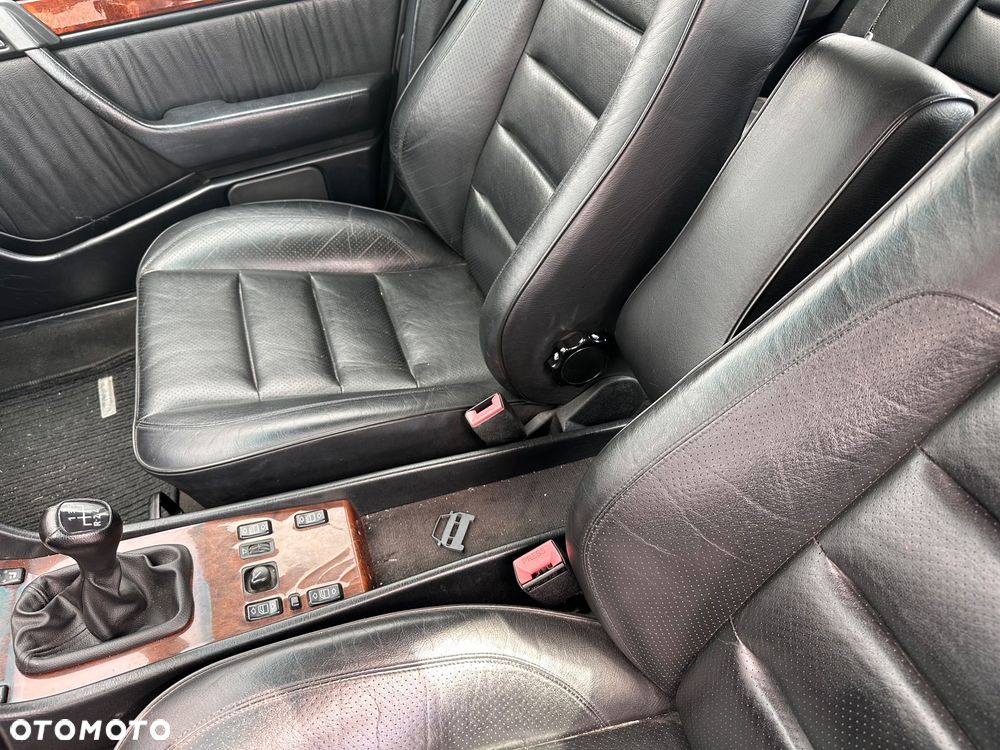 Mercedes-Benz W124 (1984-1993) ver-220 - 12