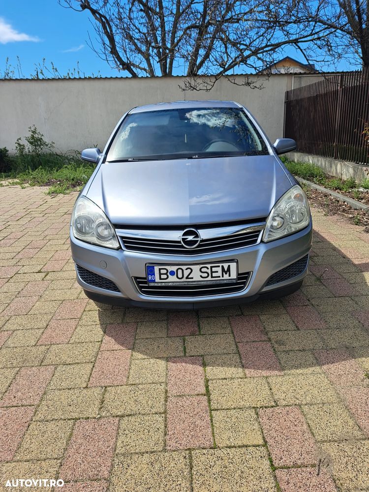 Opel Astra 1.3 CDTI Cosmo - 1
