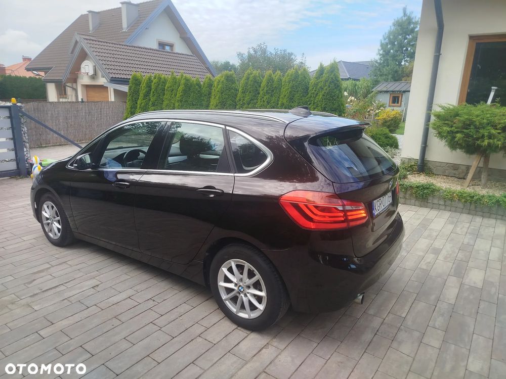 BMW Seria 2 216d - 5