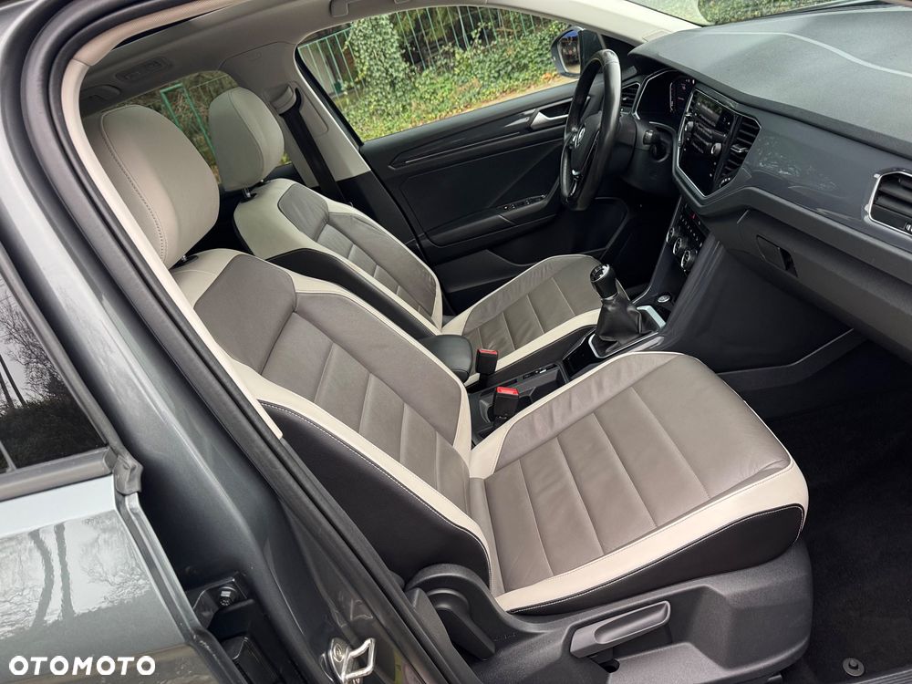 Volkswagen T-Roc 1.5 TSI GPF ACT Premium - 26