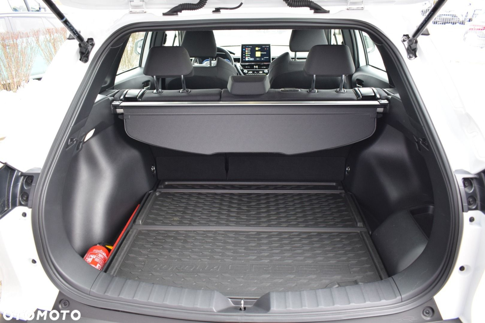 Toyota Corolla Cross 2.0 Hybrid Comfort - 19