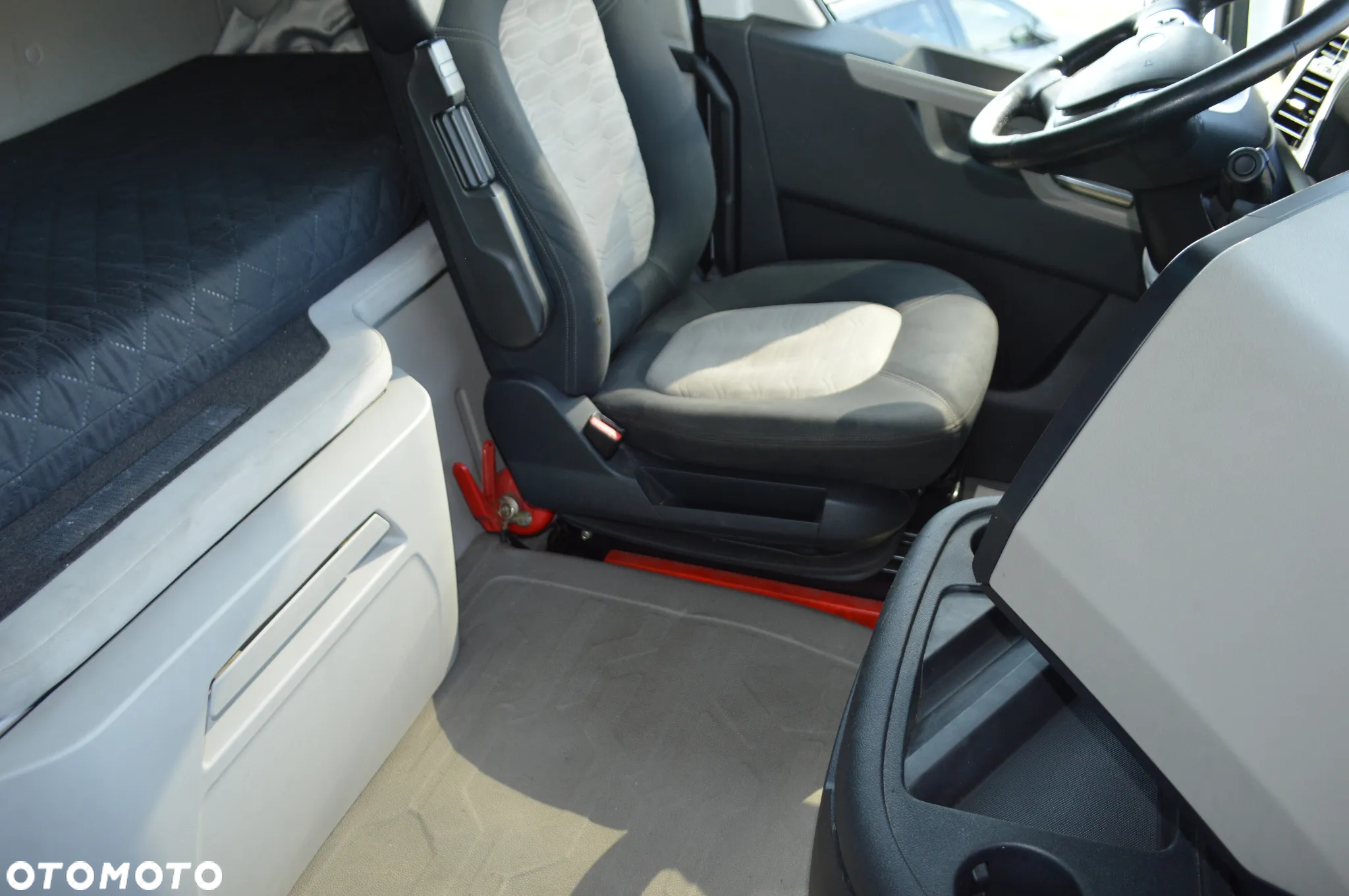 Ford F-MAX - 11