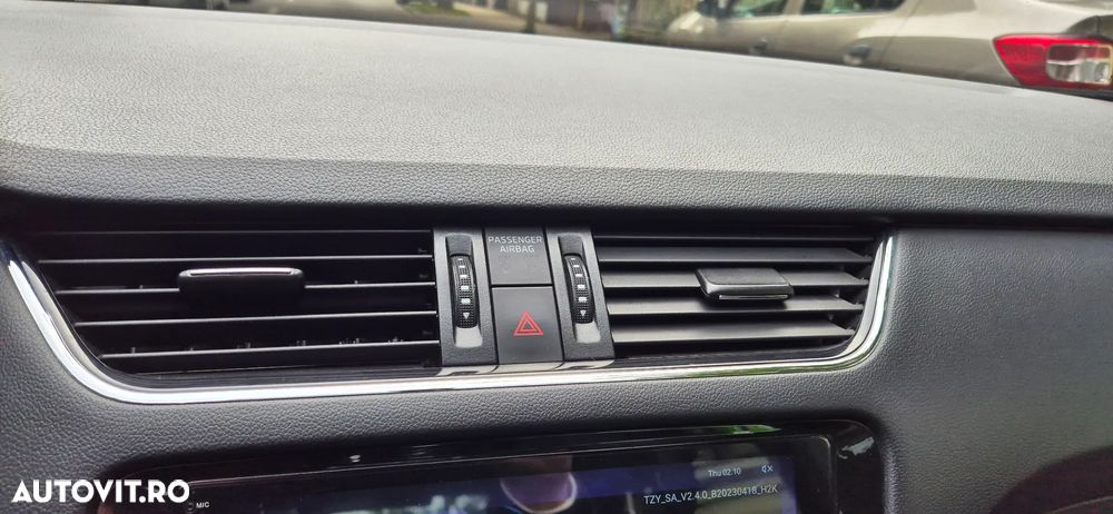 Skoda Octavia 2.0 TDI DSG Ambition - 24
