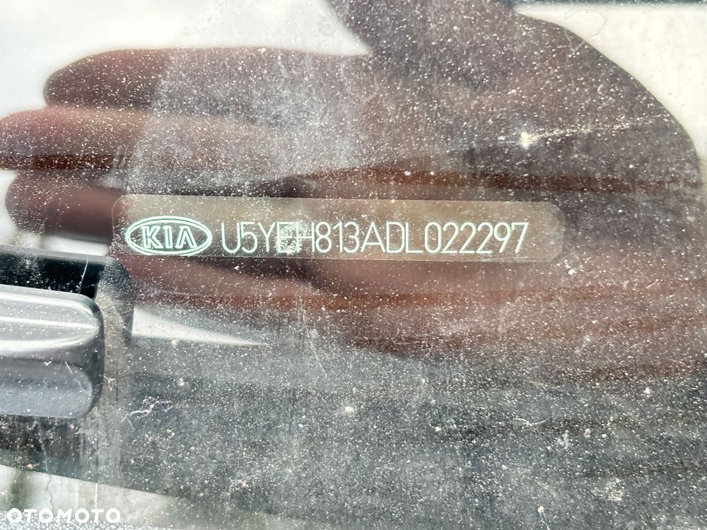 Kia Venga 1.4 CRDi 90 Edition 7 - 11