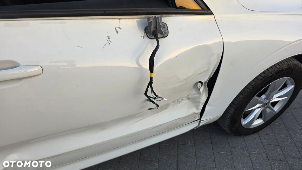 Volvo XC 60 B4 D AWD Momentum - 5