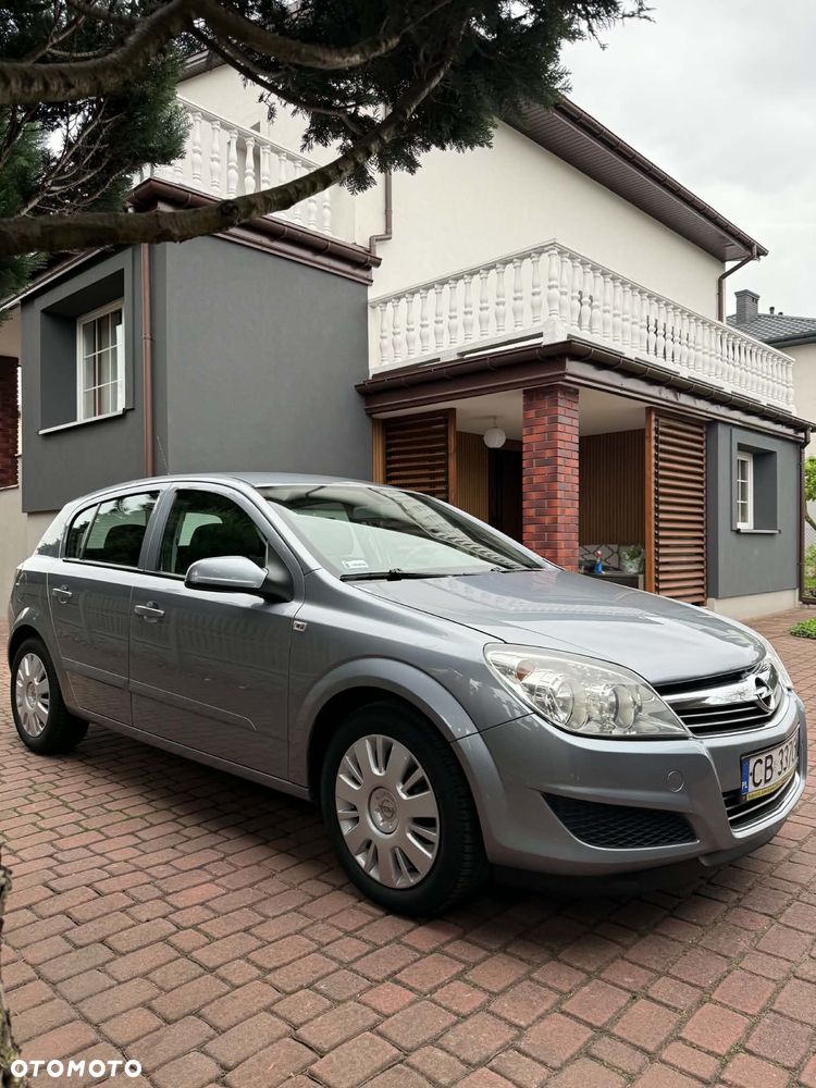 Opel Astra 1.6 Enjoy - 2