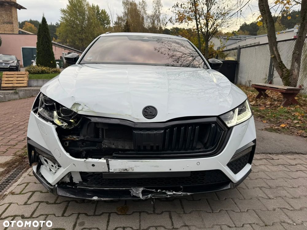 Skoda Octavia 2.0 TDI DSG 4x4 RS Plus - 15