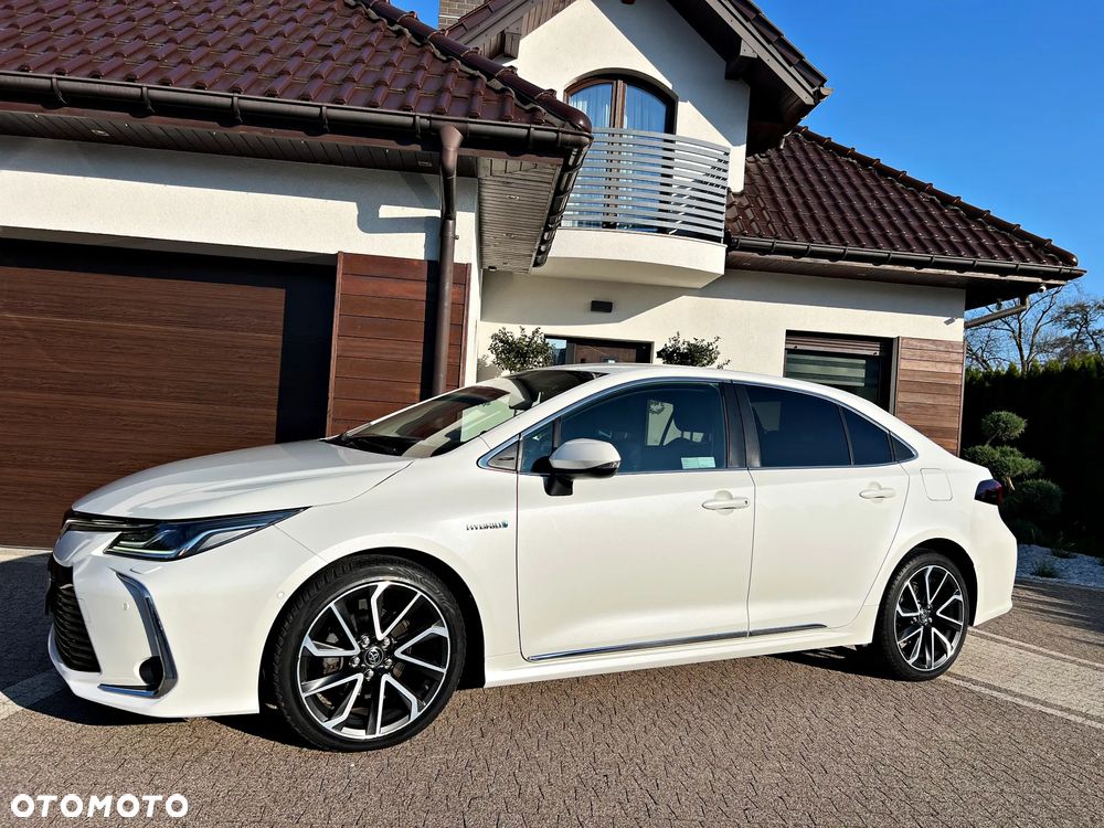 Toyota Corolla 1.8 Hybrid Executive - 3